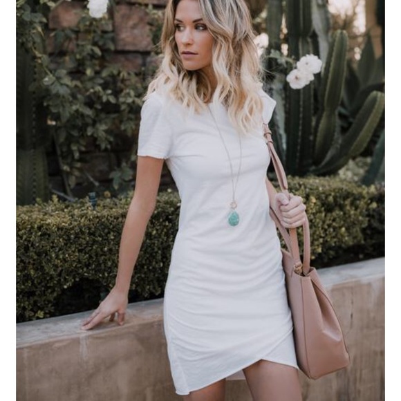 Vici Dresses & Skirts - Perfect Fit Ruched Shirt Dress